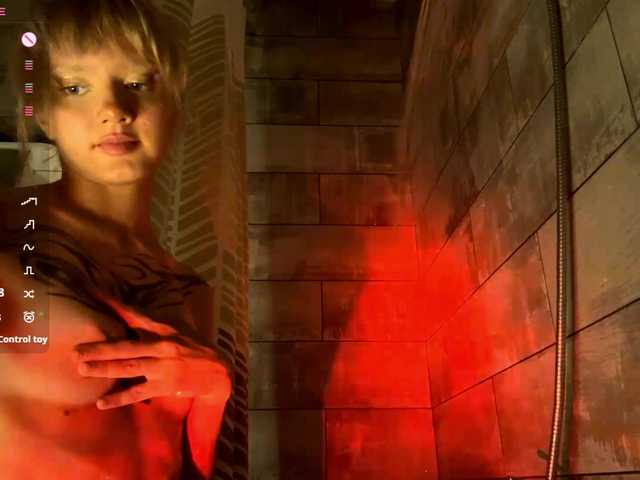 MaryHankinson live cam on BongaCams