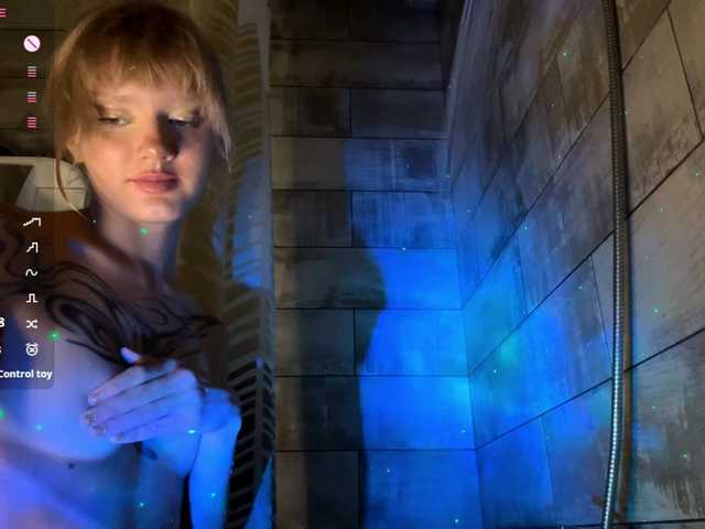 MaryHankinson live cam on BongaCams