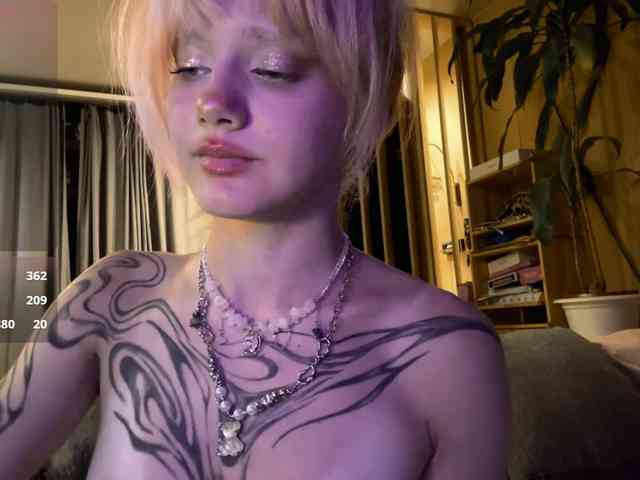 MaryHankinson webcam