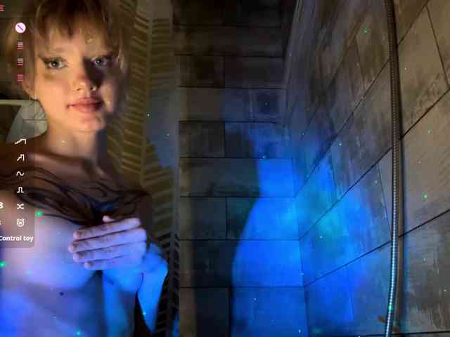 MaryHankinson webcam