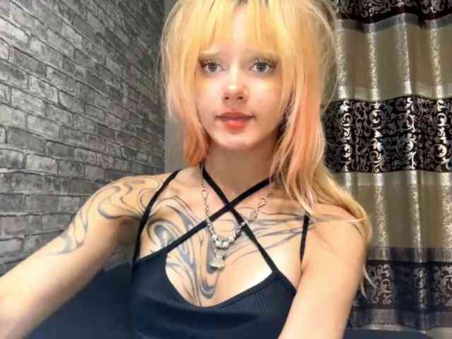 MaryHankinson webcam
