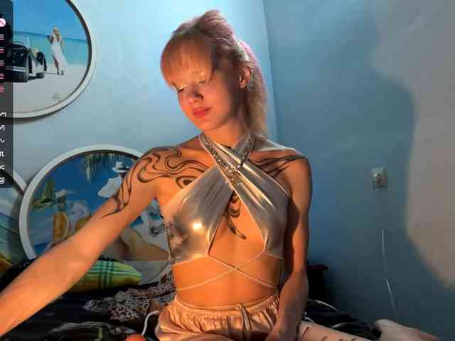 MaryHankinson webcam