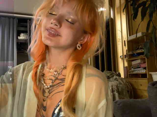 MaryHankinson webcam