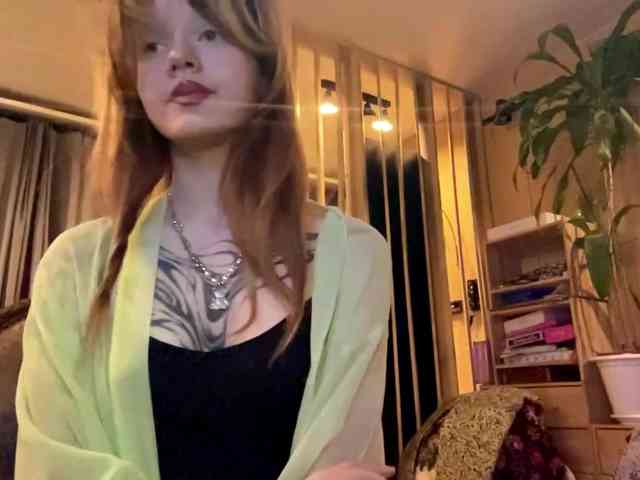 MaryHankinson webcam