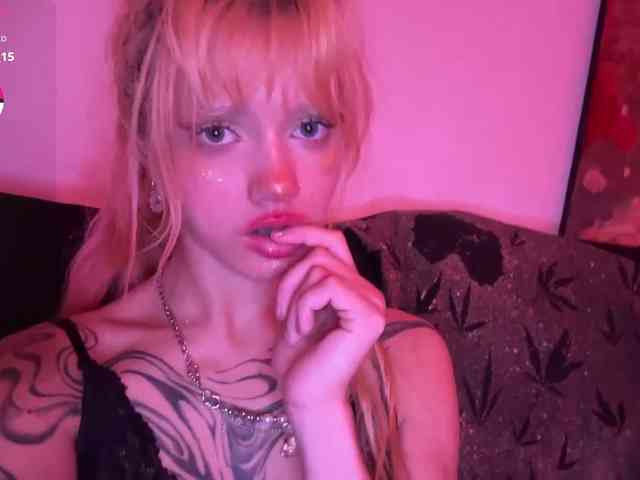 MaryHankinson webcam