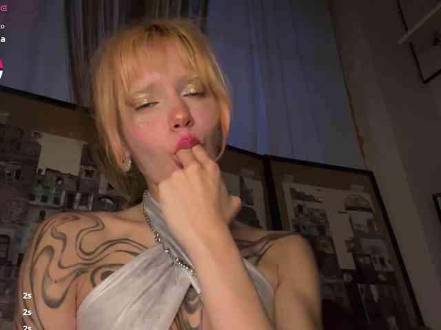 MaryHankinson webcam