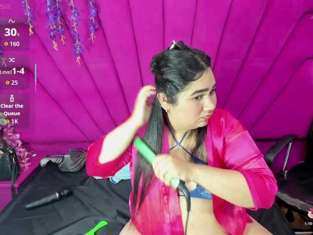 RachelSwetty2 live cam on BongaCams