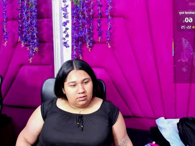 RachelSwetty2 live webcam show