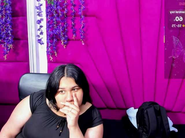 RachelSwetty2 live cam on BongaCams
