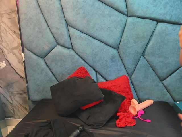 RachelSwetty2 live cam on BongaCams