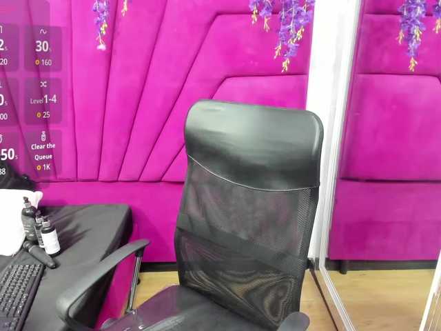 RachelSwetty2 live cam on BongaCams