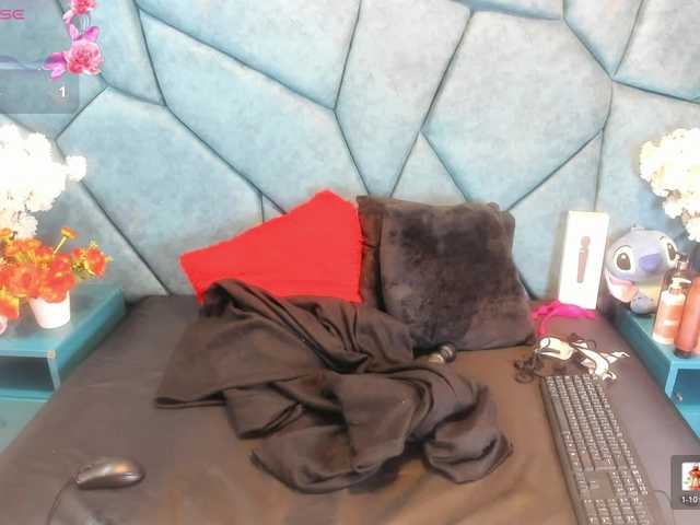 RachelSwetty2 live cam on BongaCams
