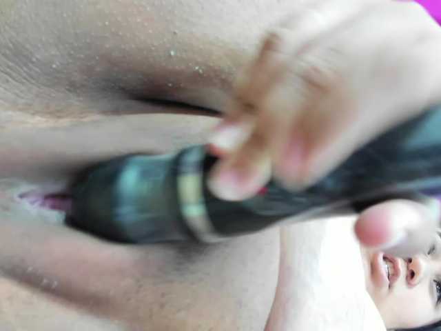 RachelSwetty2 live cam on BongaCams