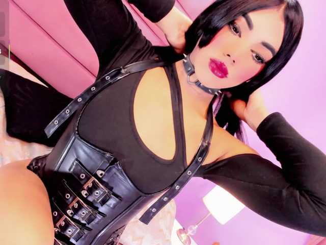 CALLMEATENEA live webcam show