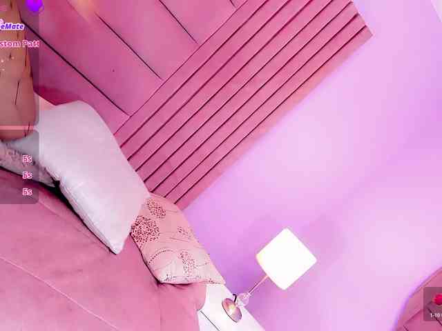 CALLMEATENEA Live Webcam on BongaCams