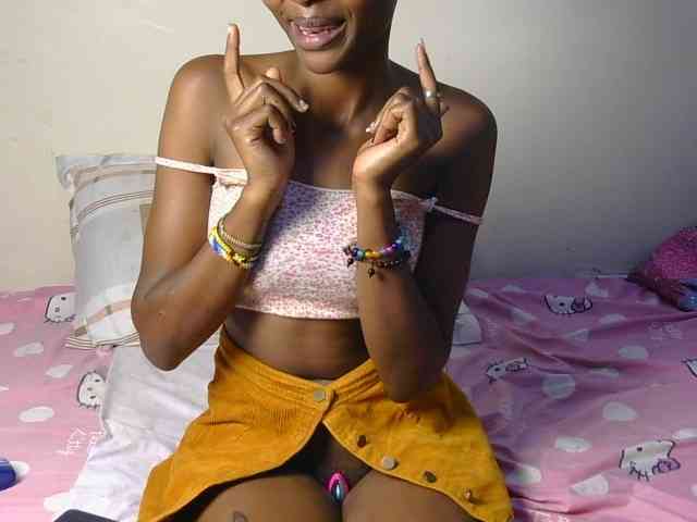Acest model este live acum. NastyKitty