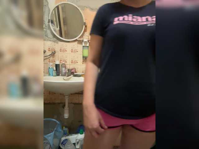 Sweet31 live cam on BongaCams