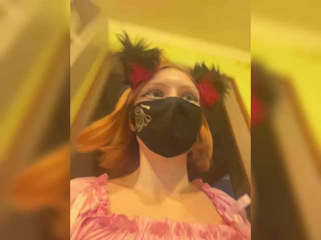 Iriska-Barbariska live cam on BongaCams