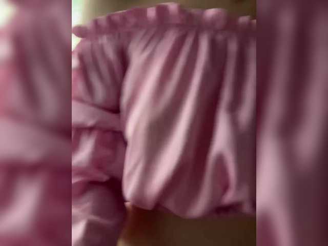 Iriska-Barbariska live cam on BongaCams
