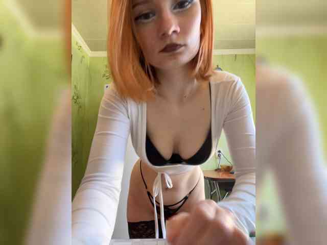 Iriska-Barbariska live female cam on bongacams