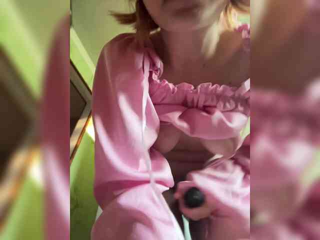 Iriska-Barbariska's webcam live show