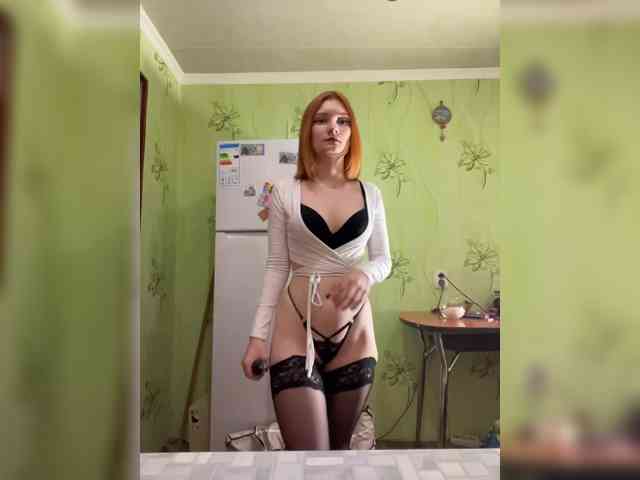 Iriska-Barbariska live female cam on bongacams
