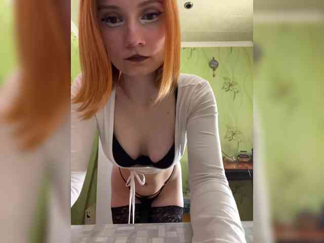 Iriska-Barbariska live female cam on bongacams