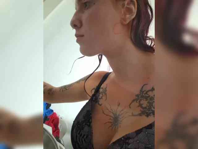 WildVixen webcam