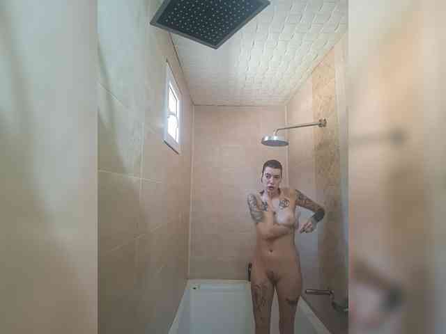 WildVixen webcam