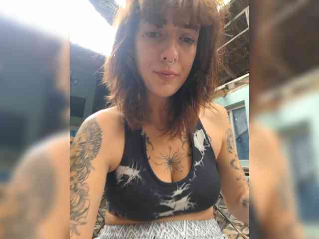WildVixen webcam