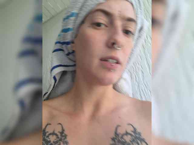 WildVixen webcam