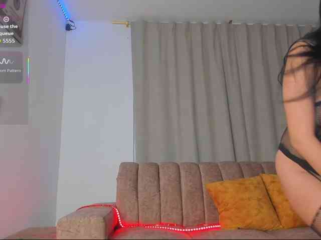 Melanie-Grace webcam