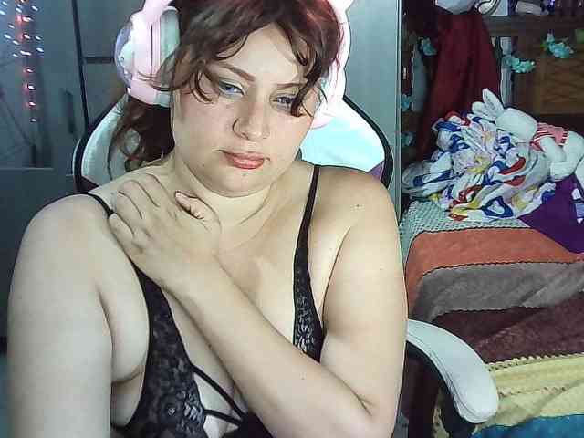 sofiolivares17 Live Webcam on BongaCams