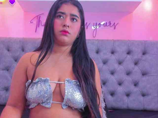 sophiia-77