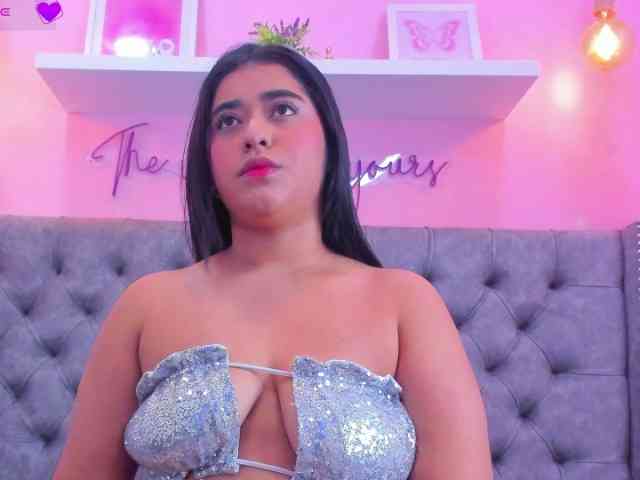 sophiia-77