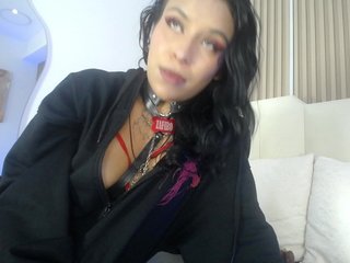 KristalZafiro Porn Show