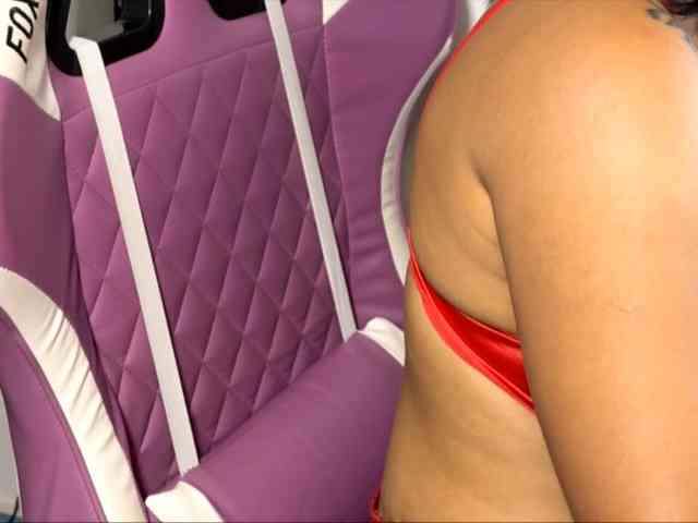 Modelo: NaughtyWife69