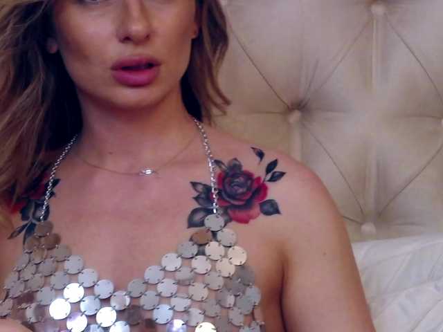 Sex chat gratuit in direct cu SaraBellas pe BongaCams