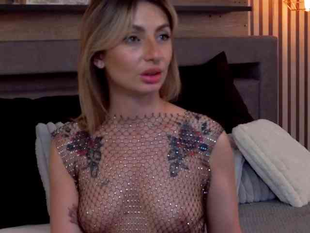 SaraBellas webcam