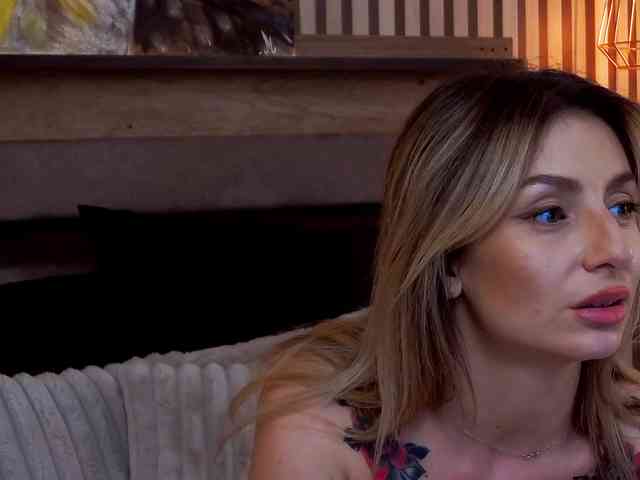 SaraBellas webcam