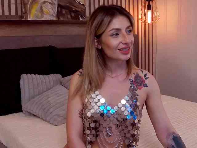 SaraBellas webcam