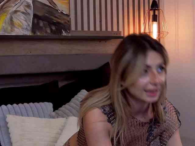 SaraBellas webcam