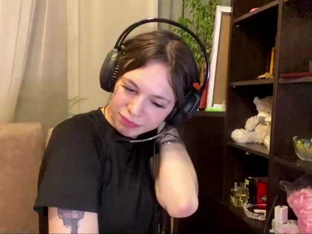  ShelleyPerkes chat room