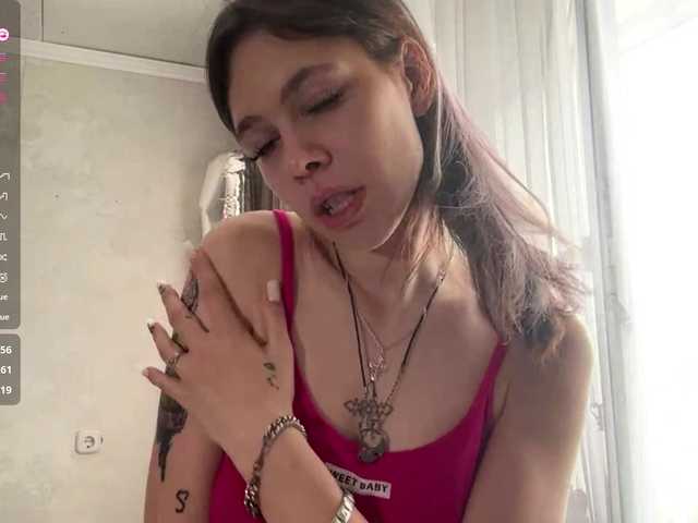 ShelleyPerkes live cam on BongaCams