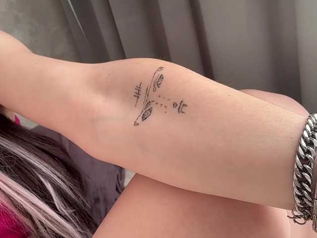 ShelleyPerkes live cam on BongaCams