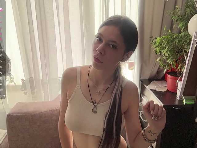 ShelleyPerkes live cam on BongaCams