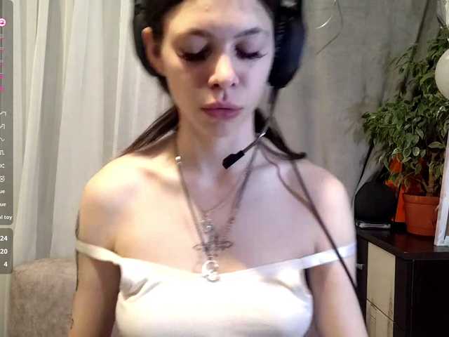 ShelleyPerkes live cam on BongaCams