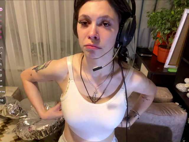 ShelleyPerkes live cam on BongaCams