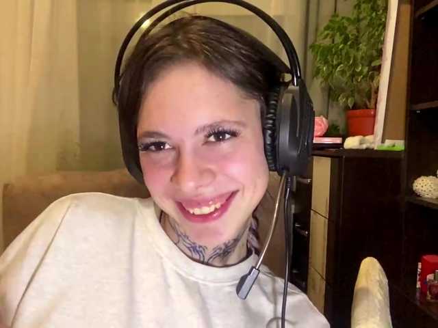  ShelleyPerkes chat room