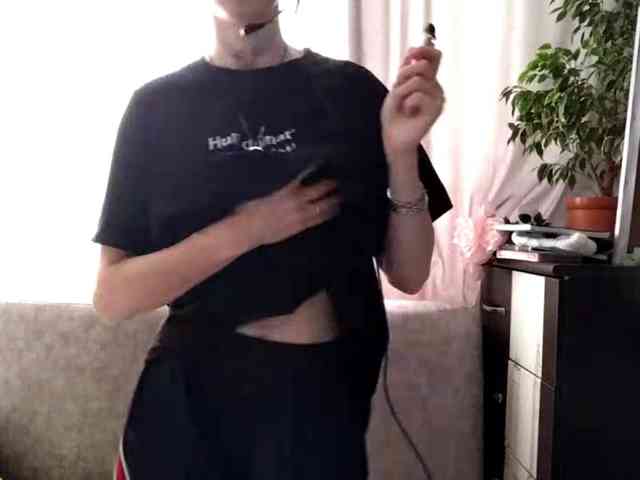 ShelleyPerkes webcam